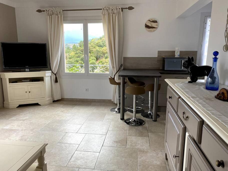 Agreable Appartement Vue Mer 雷以桑布尔 外观 照片